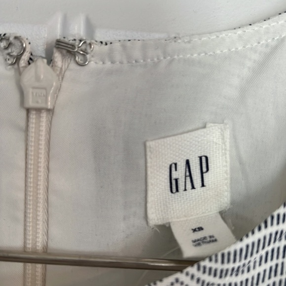 NWT GAP Tie Waist Chevron Print Dress XS - Picture 6 of 11
